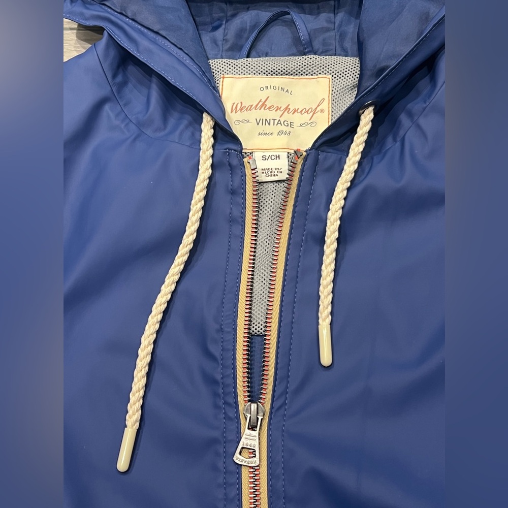 Weatherproof Vintage Ladies' Rain Slicker Jacket - Picture 4 of 9